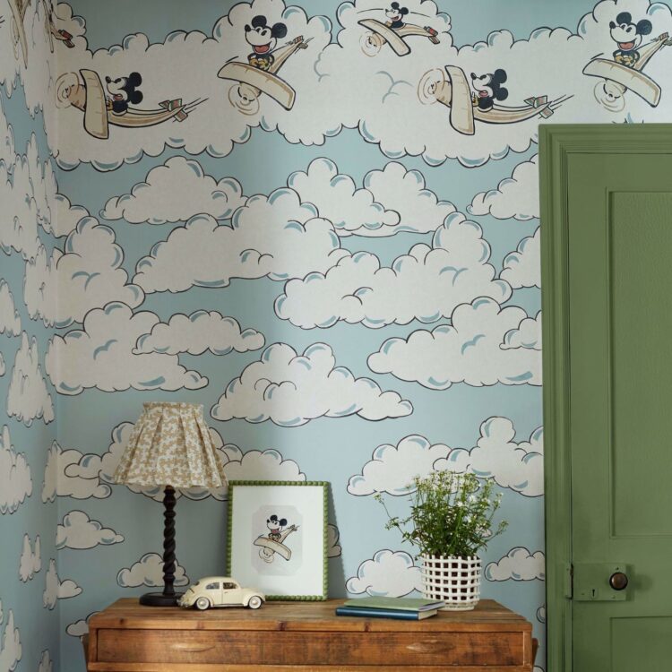 Disney Home X Sanderson Wallpapers - Mickey In The Clouds